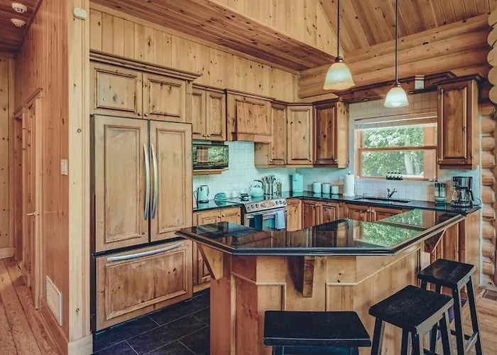 Private Hot Tub Sauna Ski Indoor Pool Bee