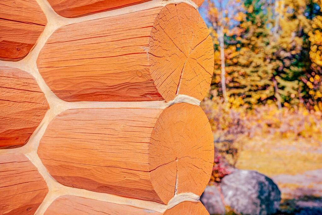 Private Hot Tub Sauna Indoor Pool Bee Chalet Mille-Isles